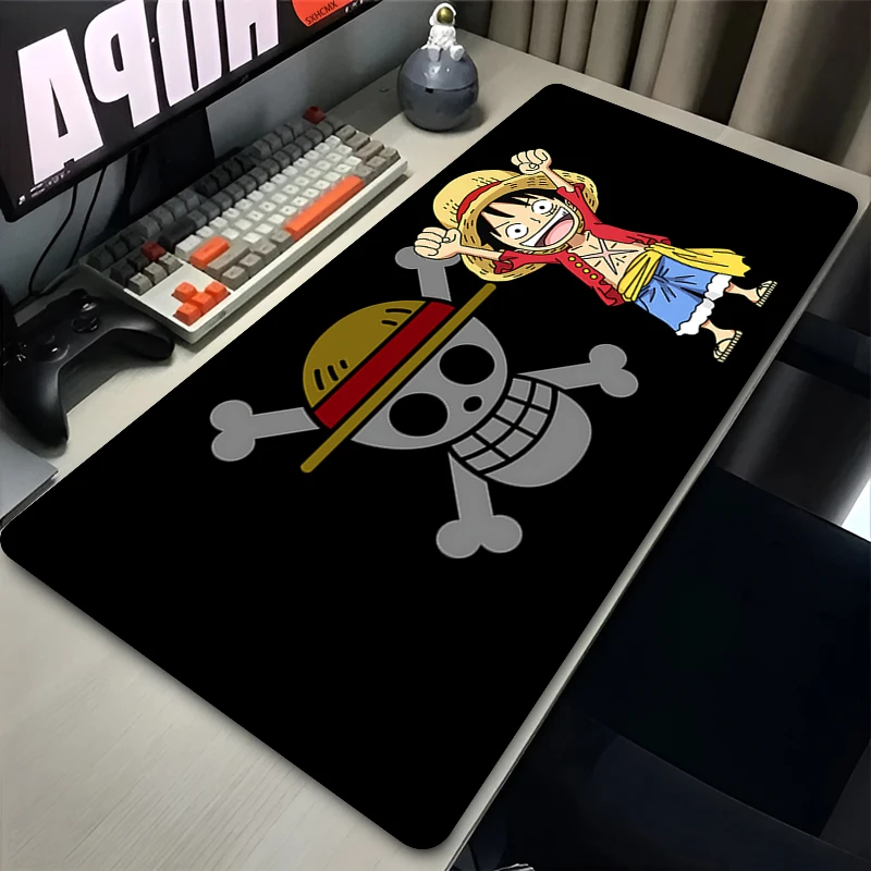 משטח עכבר גיימינג One Piece גדול